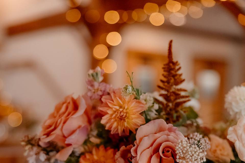 Guest table flower centrepiece