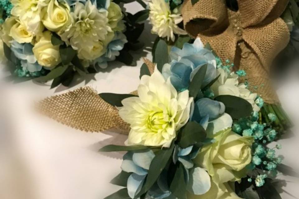 Mini succulents wedding favour