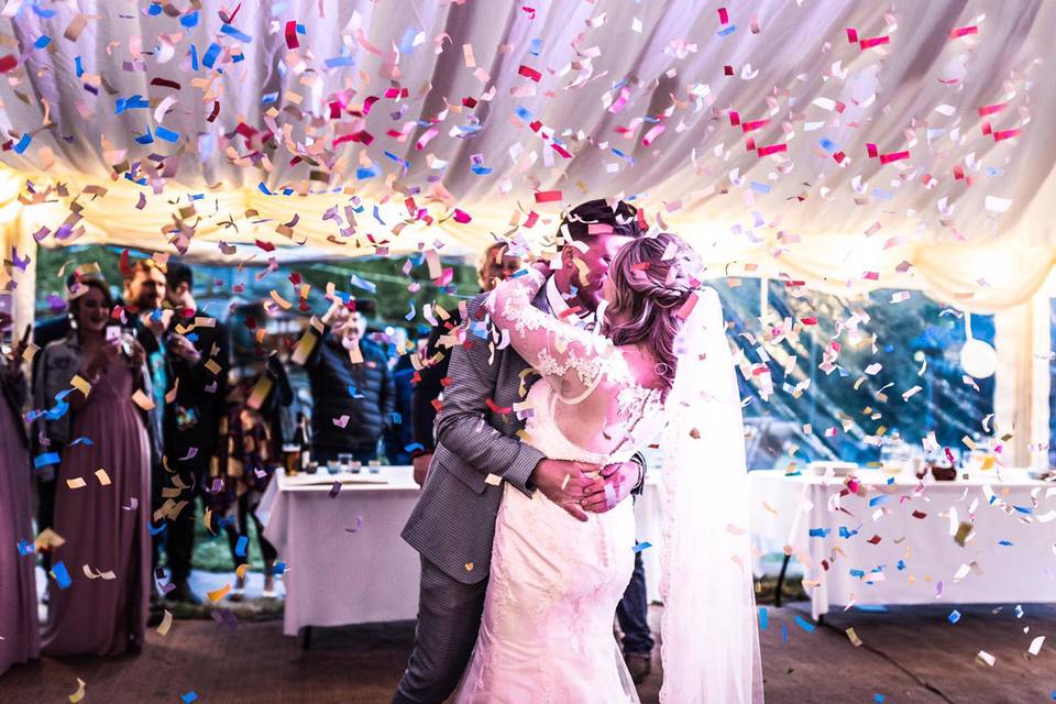Confetti bomb!