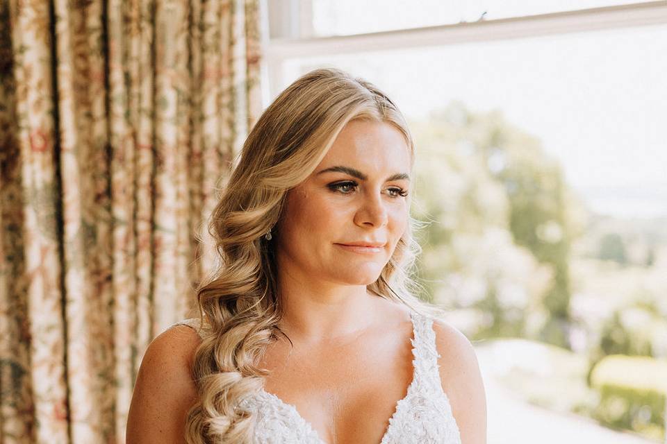 Soft glam bridal look