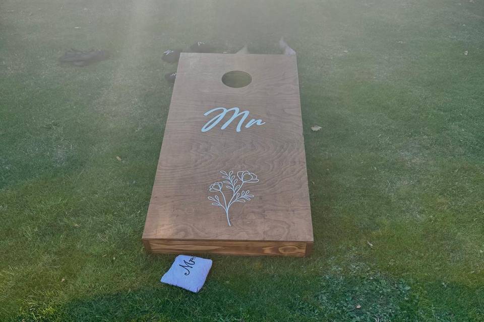 Corn Hole Toss