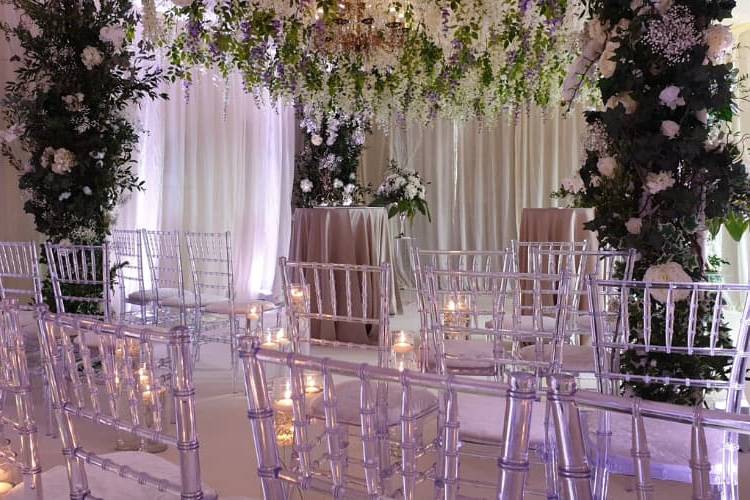 Acrylic Chiavari Chairs