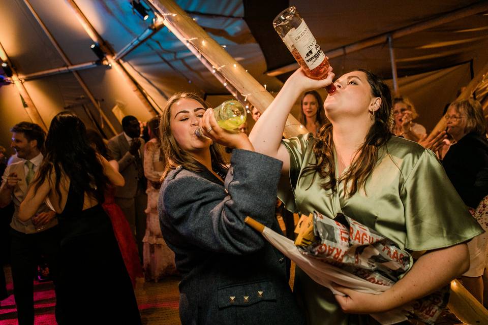 Wedding party ready!