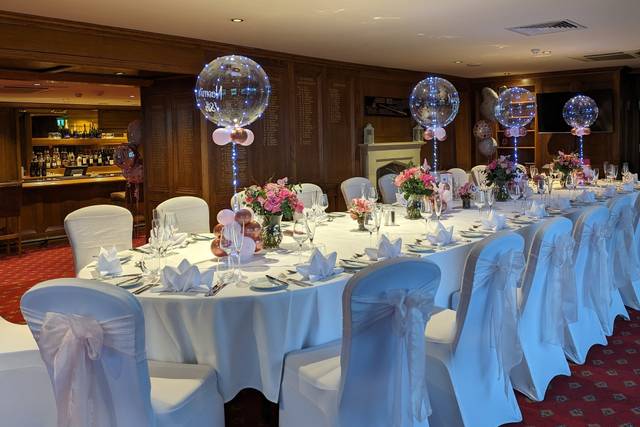 Elegant table decor!