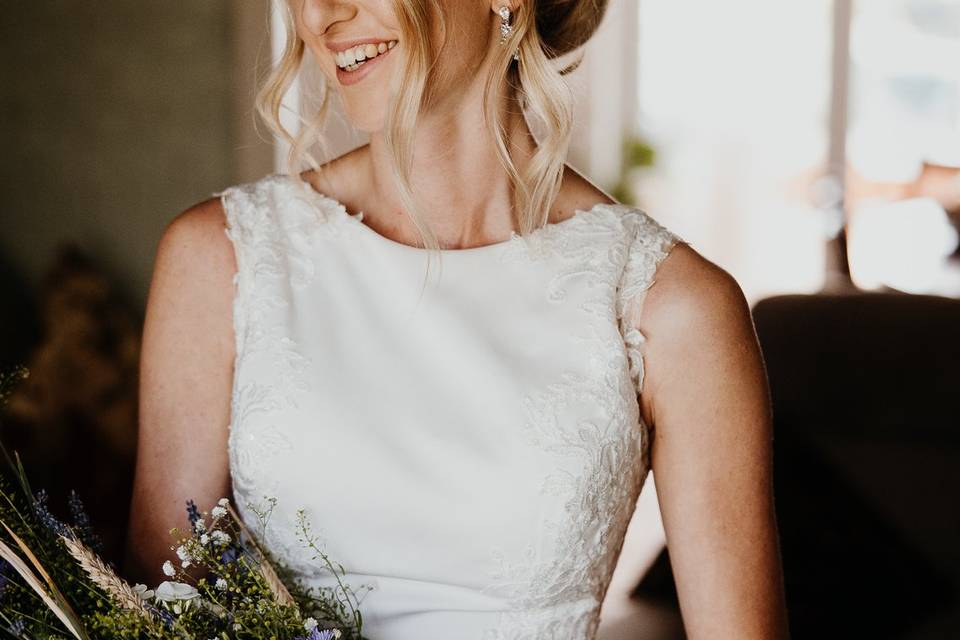 Stunning wedding look