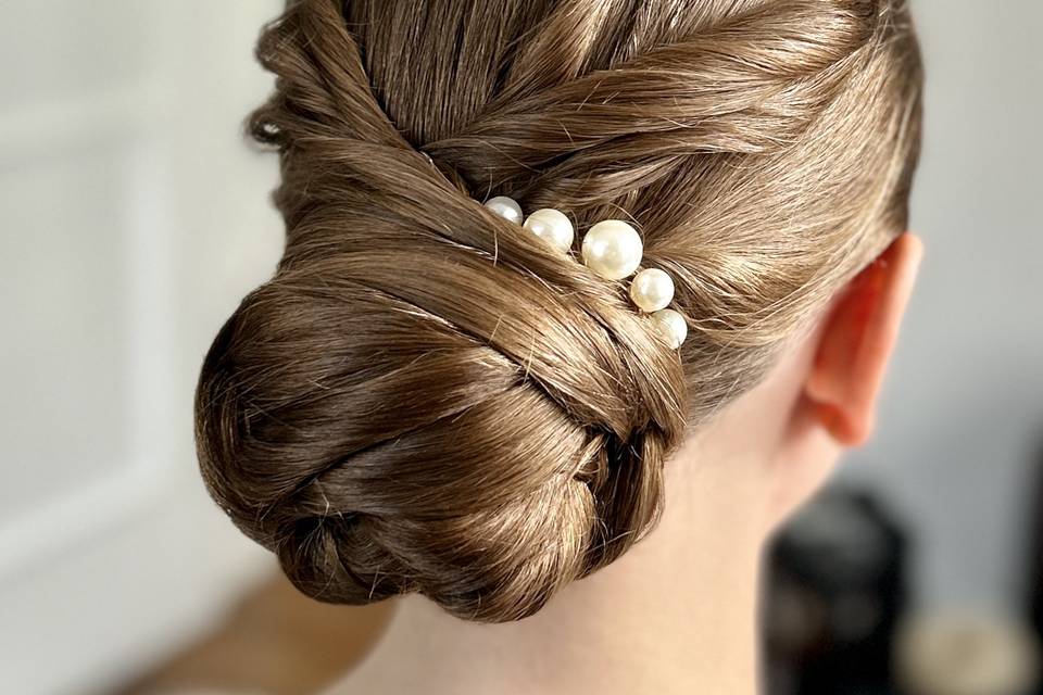 Elegant low bun