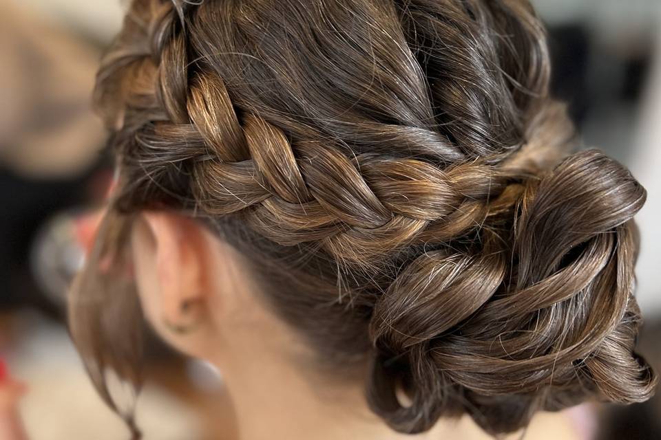 Braided textured bun