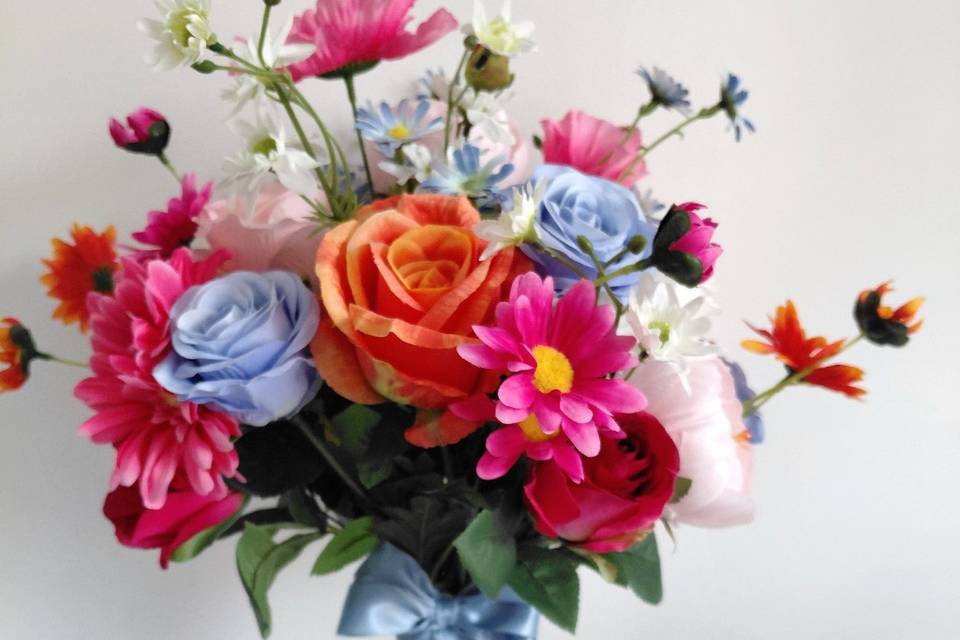 Silk wildflower hand tied bqt