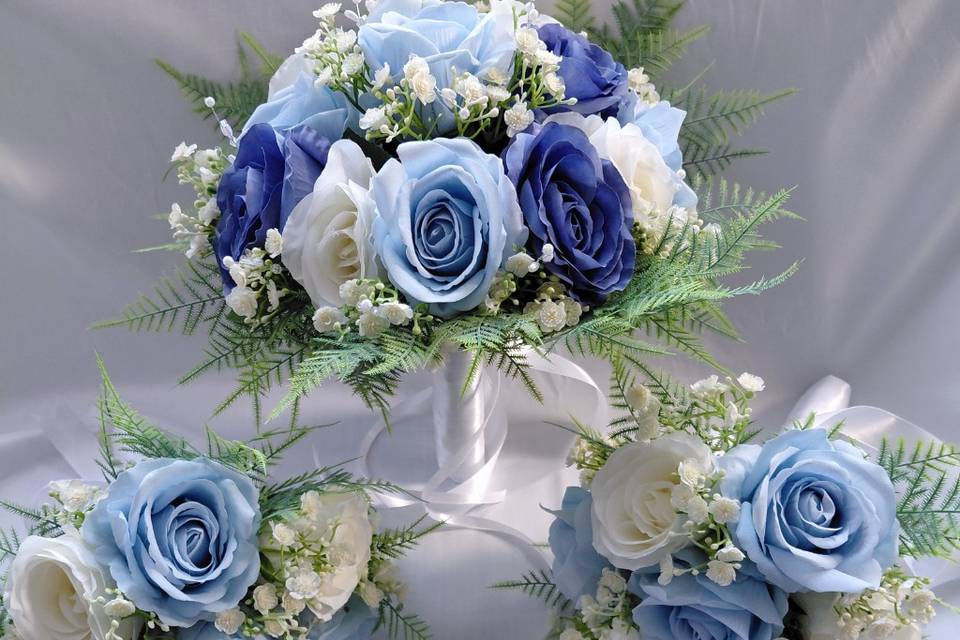 Baby blue velvety and silk ros