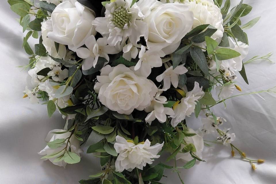 White cascade bouquet