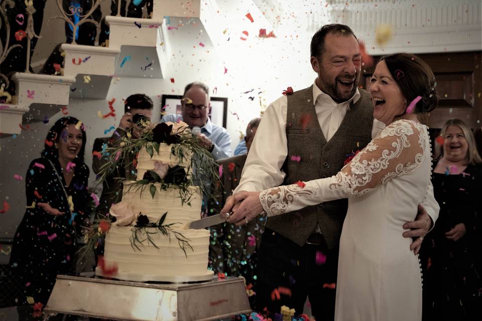 Cake and confetti!