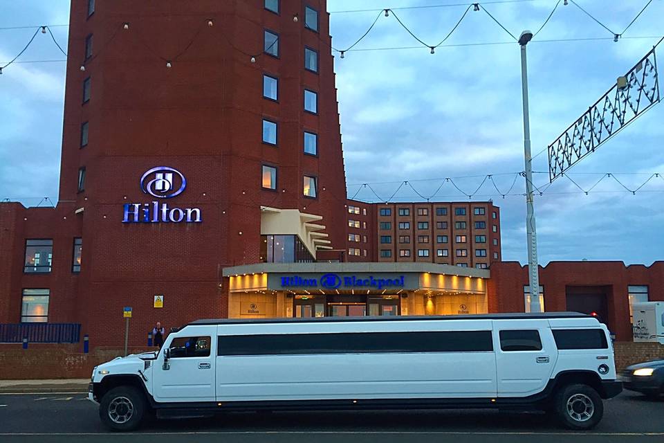 Hummer limo hire