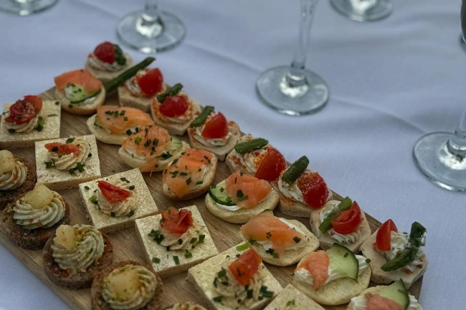 Prosecco and canapés