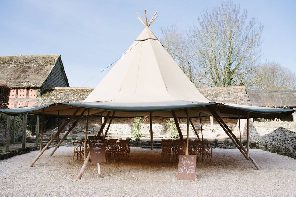 Tipi ceremony canopy