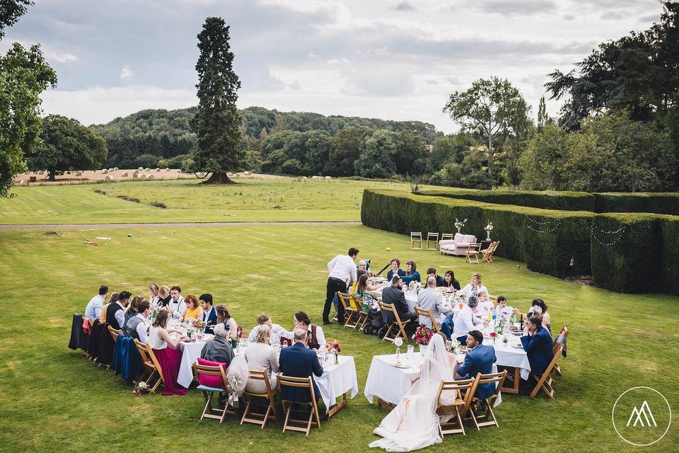 Dining on the lawns