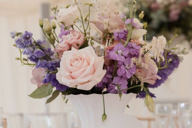 White urn table flowers