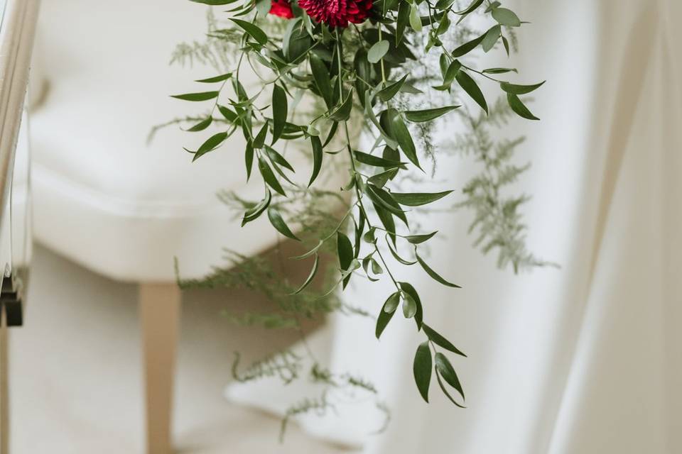 Deep reds bridal bouquet