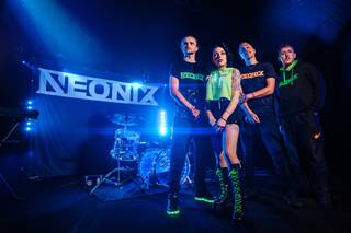 NEONIX