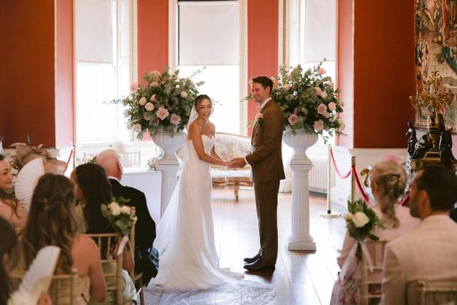 Urn Arrangements