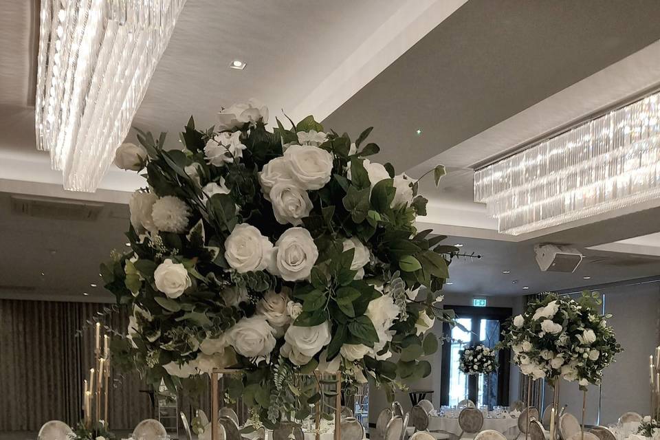 Eden Flower Ball Centrepiece