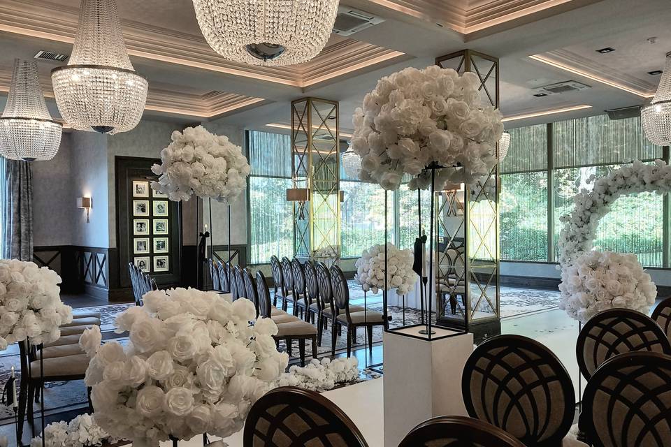 Snow White flower balls