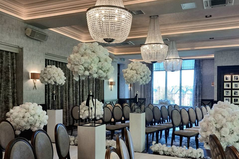 Monochrome decor