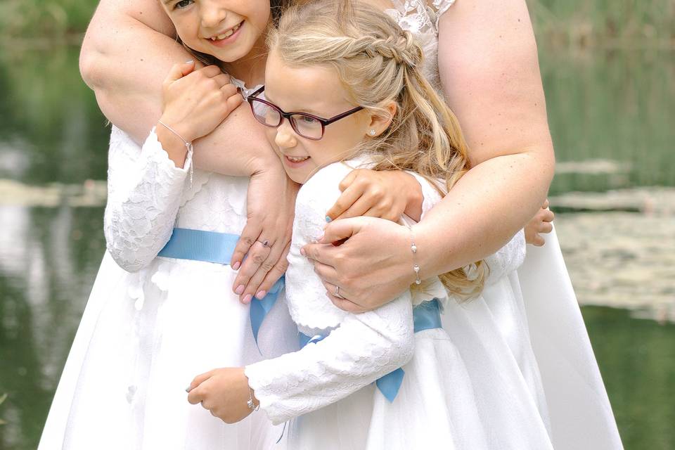 Mother & Daughters