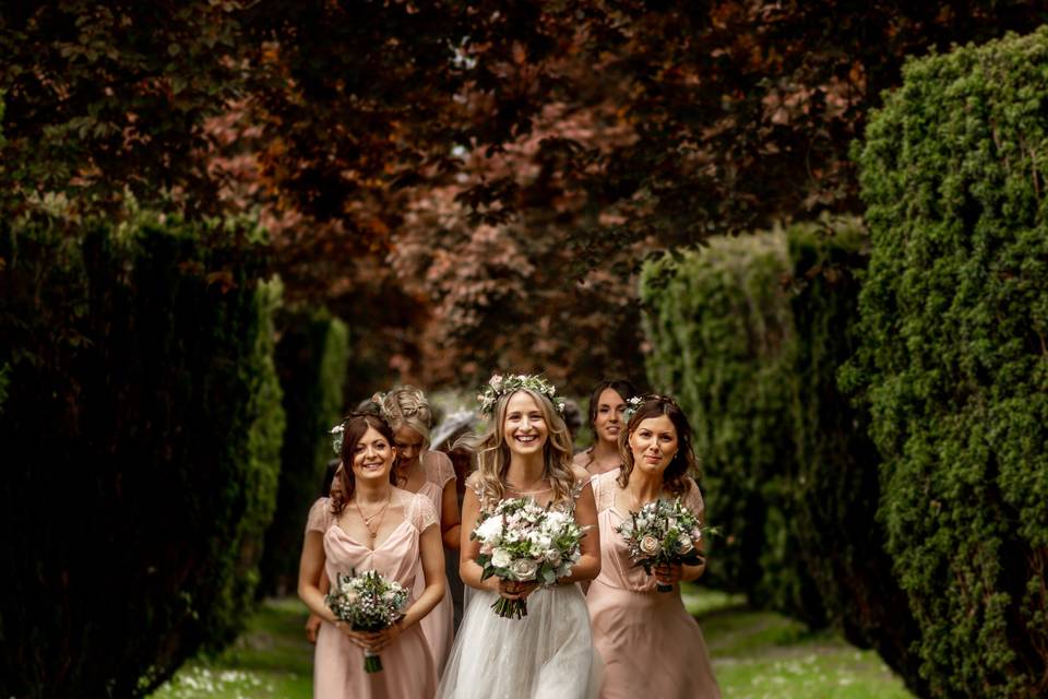 Bride with bridesmaids - David Cullimore Photography