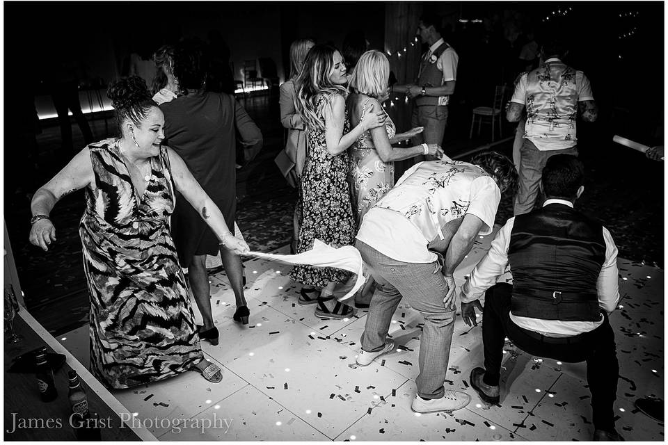 Relaxed Fun Wedding