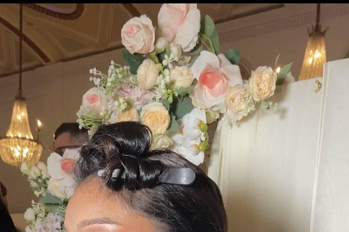 Glowy bridal makeup