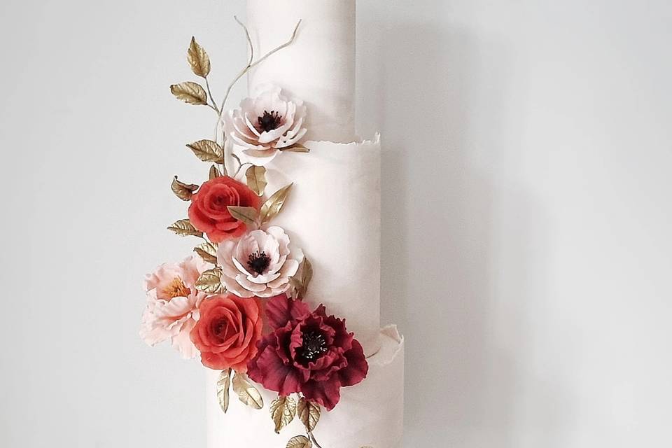 Modern wedding cake