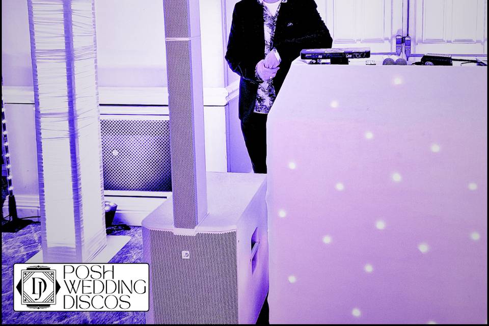 'Classic White' Disco Set