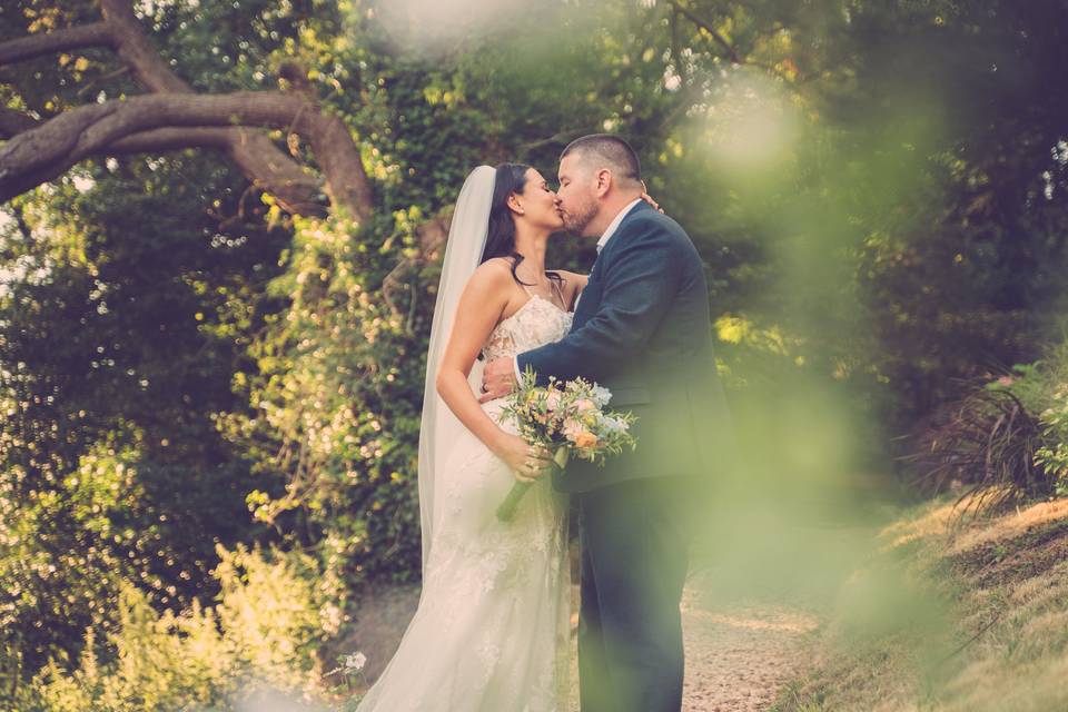 Context wedding photographer