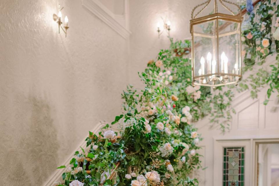 Main Staircase Flowers