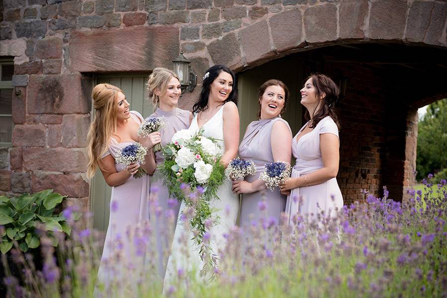 Bride & Bridesmaids