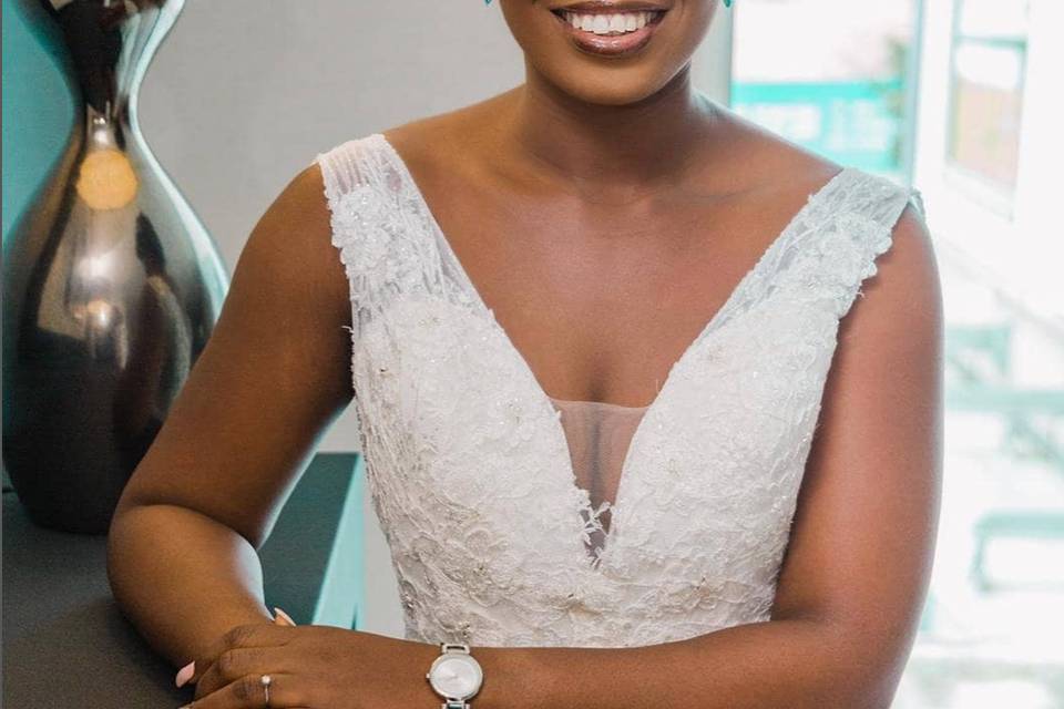 Natural hair bride