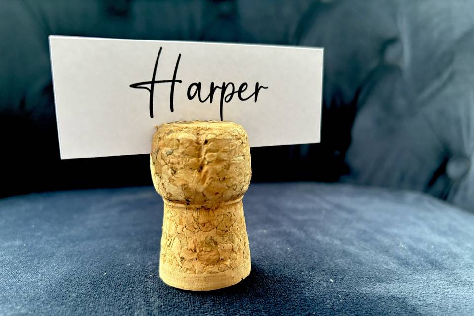 Champagne cork name tag holder