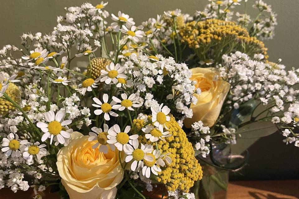 Meadow style table jars