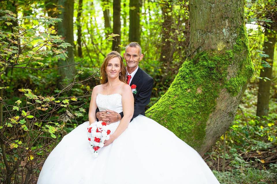 A beautiful woodland wedding