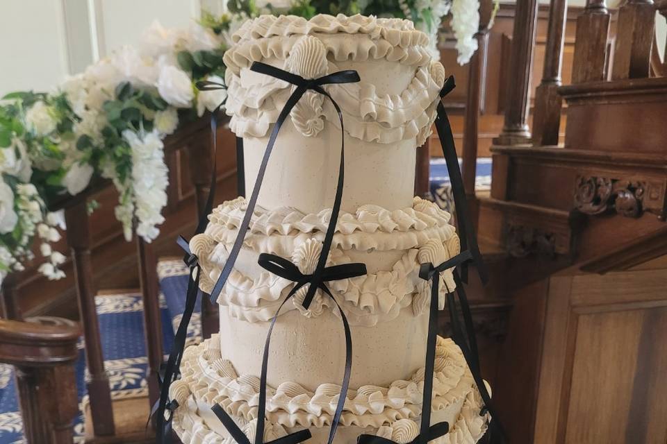 Lambeth vintage with bows