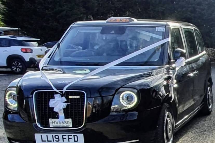 Black Cab to Arrive In Style