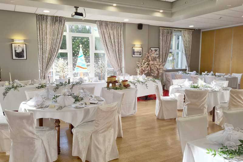 Mahon's Hotel 7