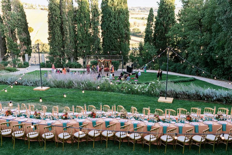 Swimming pool garden