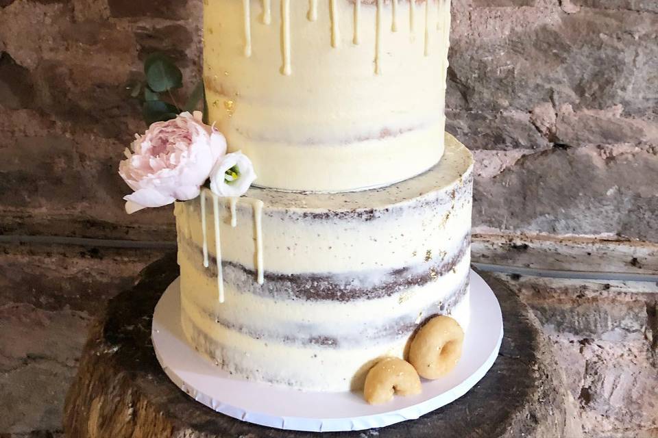 Semi Naked wedding cake