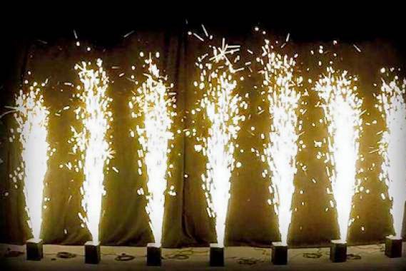 AS MANY SPARKLES AS YOU LIKE!