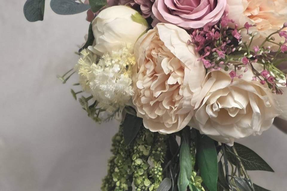 Faux bridesmaids bouquet