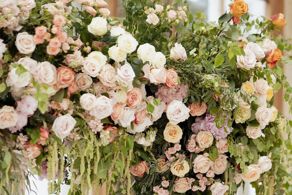 Amaranté Mandap Flowers