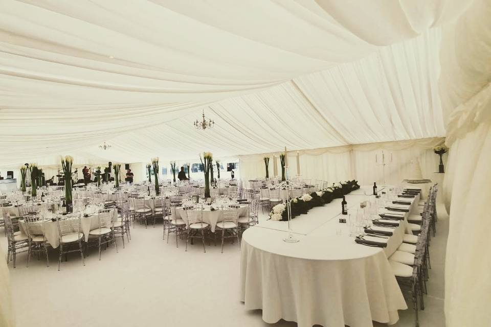 Countryside wedding reception