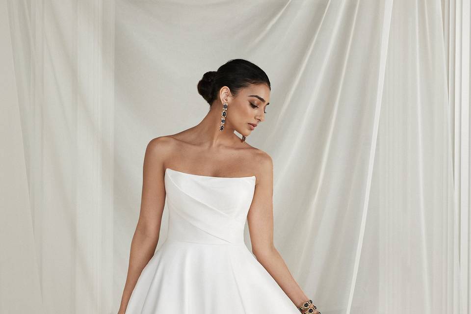 Justin Alexander - Estelle