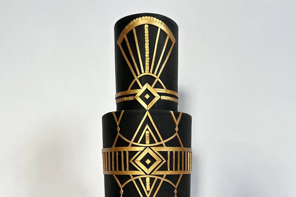 Black & gold art deco cake